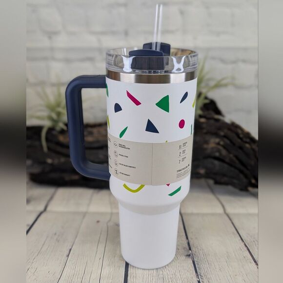 Stanley 40 oz Quencher H2.0 FlowState Tumbler – Ltd. Edition Abstract Ge… - Picture 2 of 7